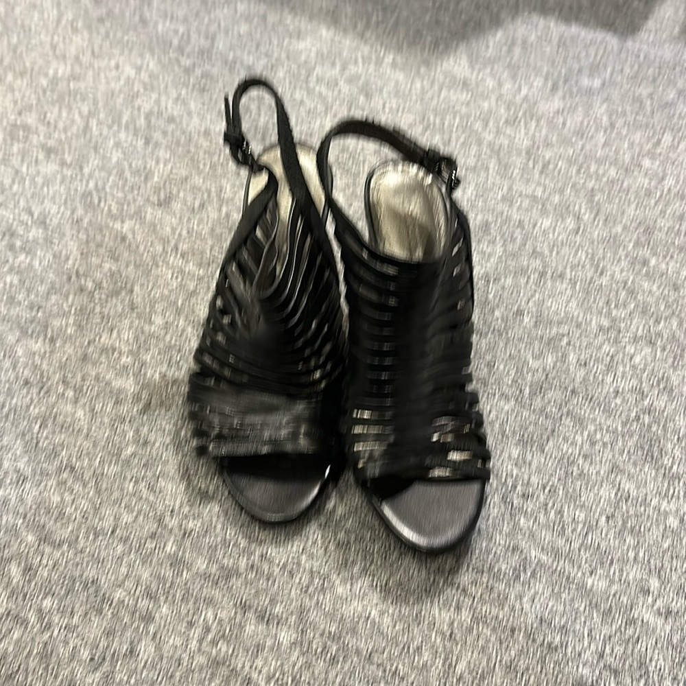 Size 40 Eu, size 9 US